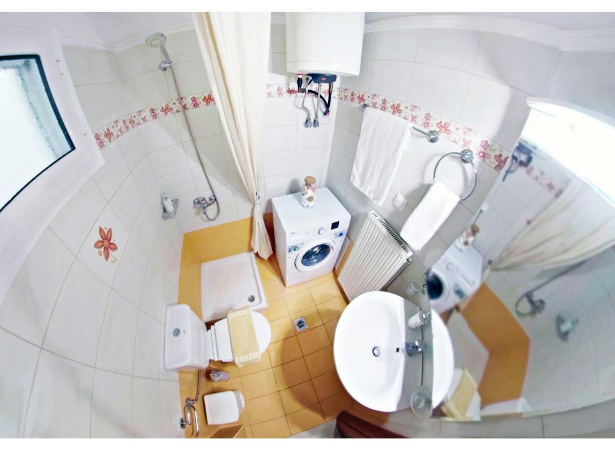 Apus Family Apartment Lefkáda Eksteriør bilde